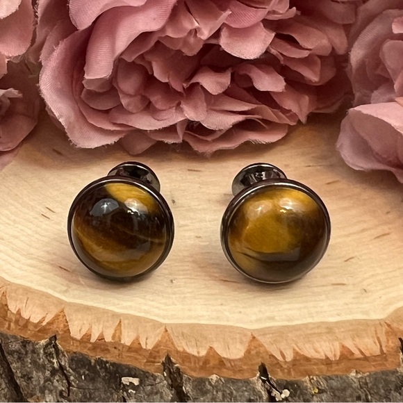 Elegant Round Brown & Gold Striped Tiger’s Eye Cufflinks - Picture 8 of 17